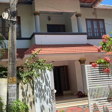 Palliyathayil Home Stay Alappuzha Exterior photo